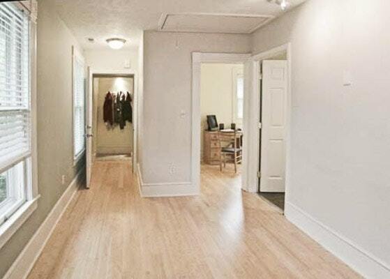 Foto del edificio - 3922 Whitman Ave