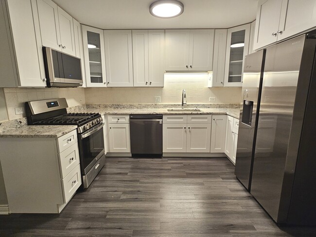 Building Photo - 413 Stevens Ct