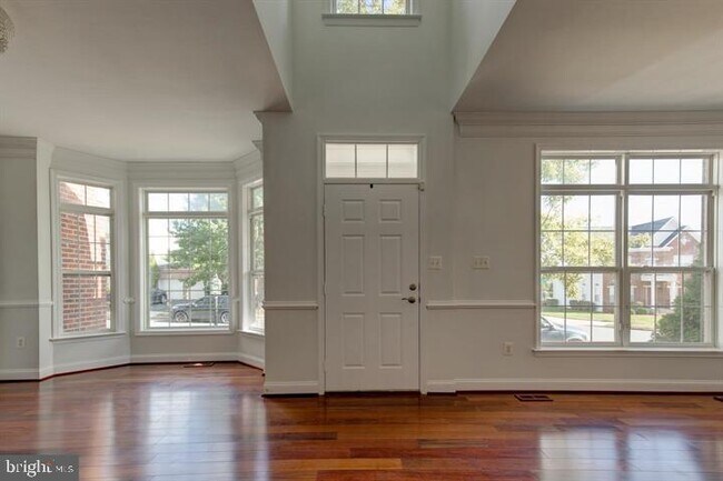 Building Photo - 16521 Telescope Ln