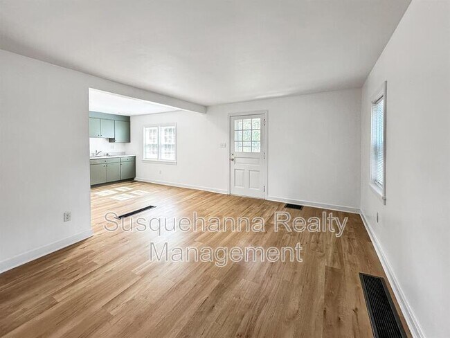 Foto del edificio - 169 Engle Ln