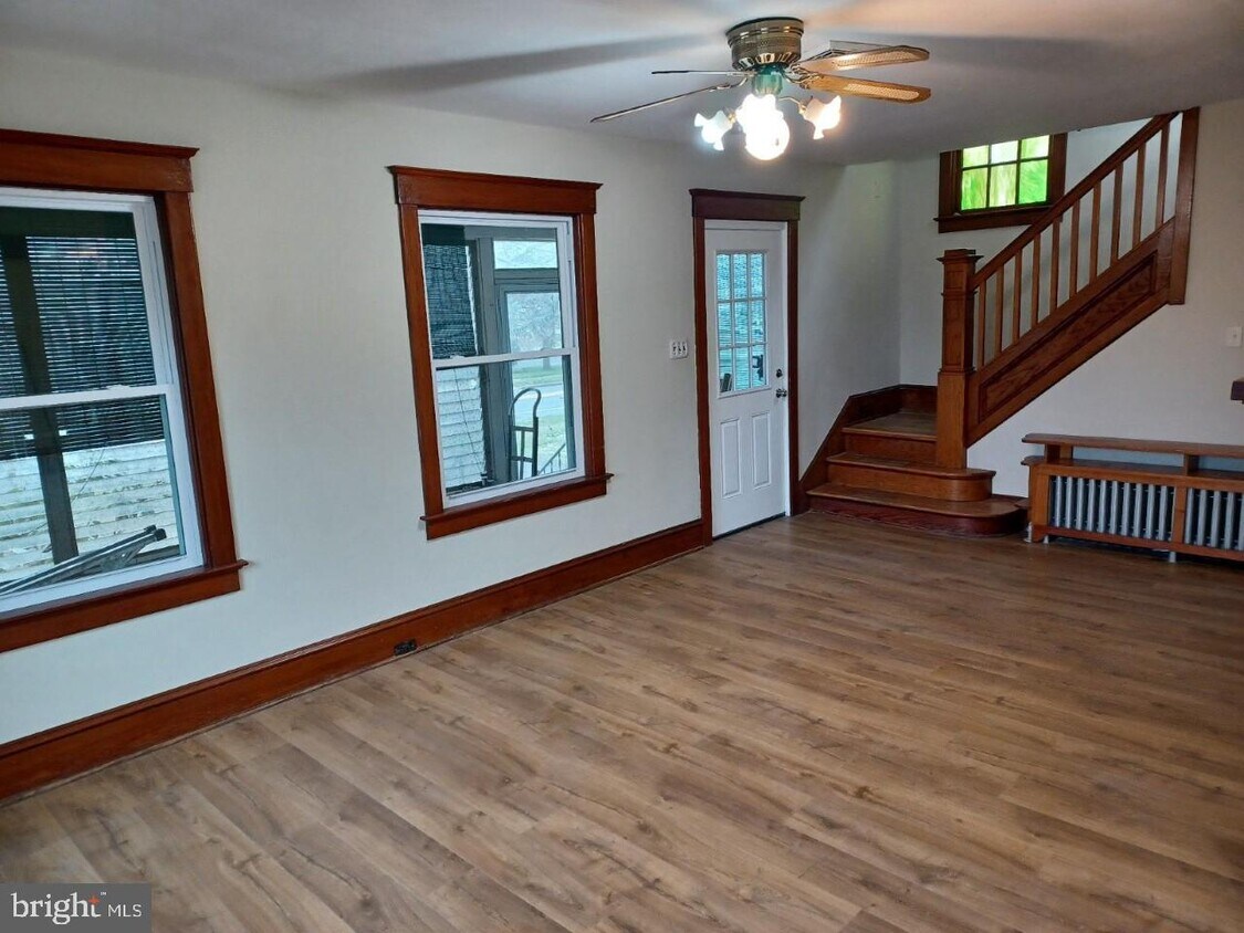 Primary Photo - 316 W Trenton Ave