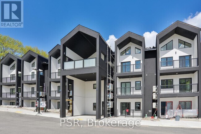 Photo du bâtiment - 50 Manominee St