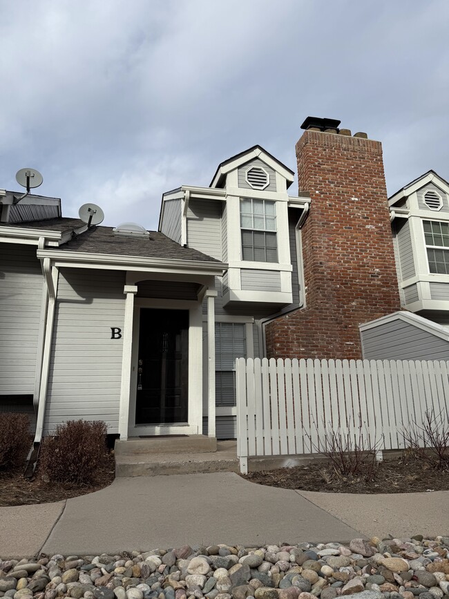 Photo - 2811 W Long Dr Townhome