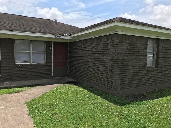 Building Photo - 4124 Rockingham St