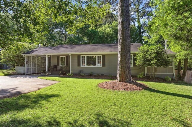 Building Photo - 2873 Briarcliff Rd NE