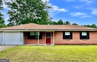 Building Photo - 130 Tapique Cir