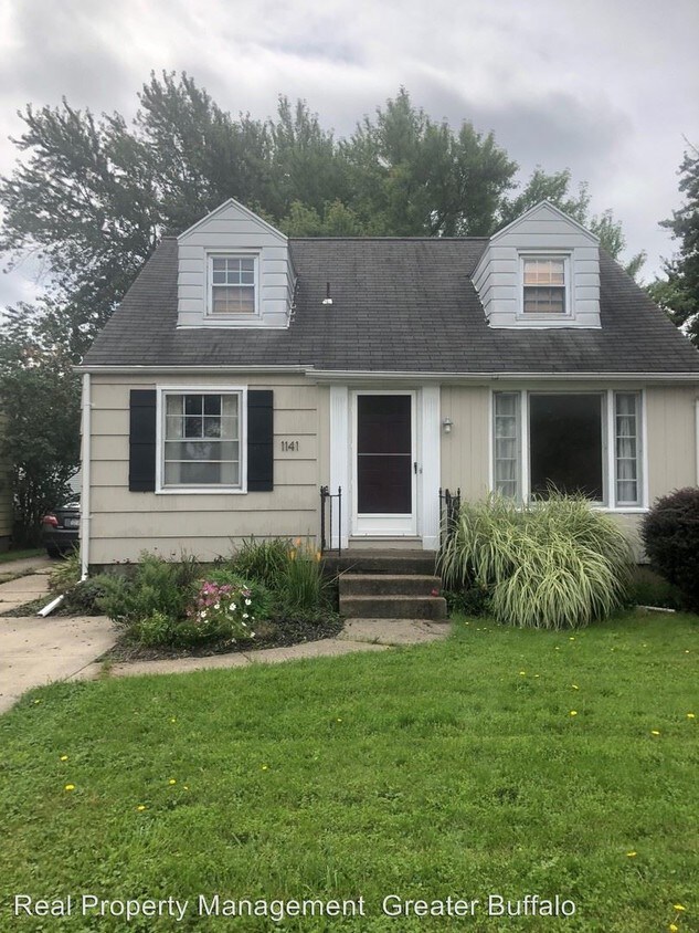 Primary Photo - 3 br, 1 bath House - 1141 Brighton Rd.