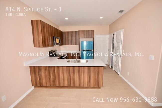 Building Photo - 1st Month Free with 13 Month Lease
