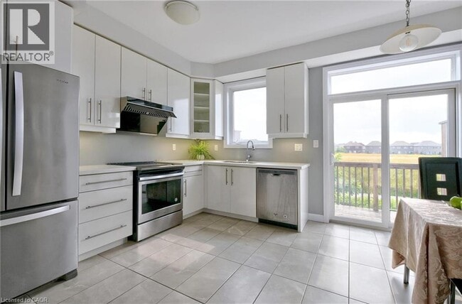 Photo du bâtiment - 1169 Garner Rd E