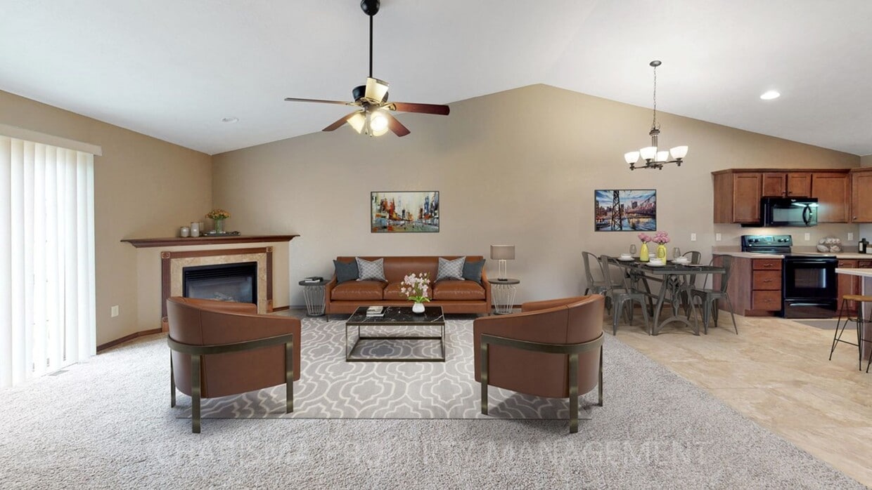 Foto principal - SPACIOUS AND AMENITY FILLED 3 BD, 2.5 BA T...