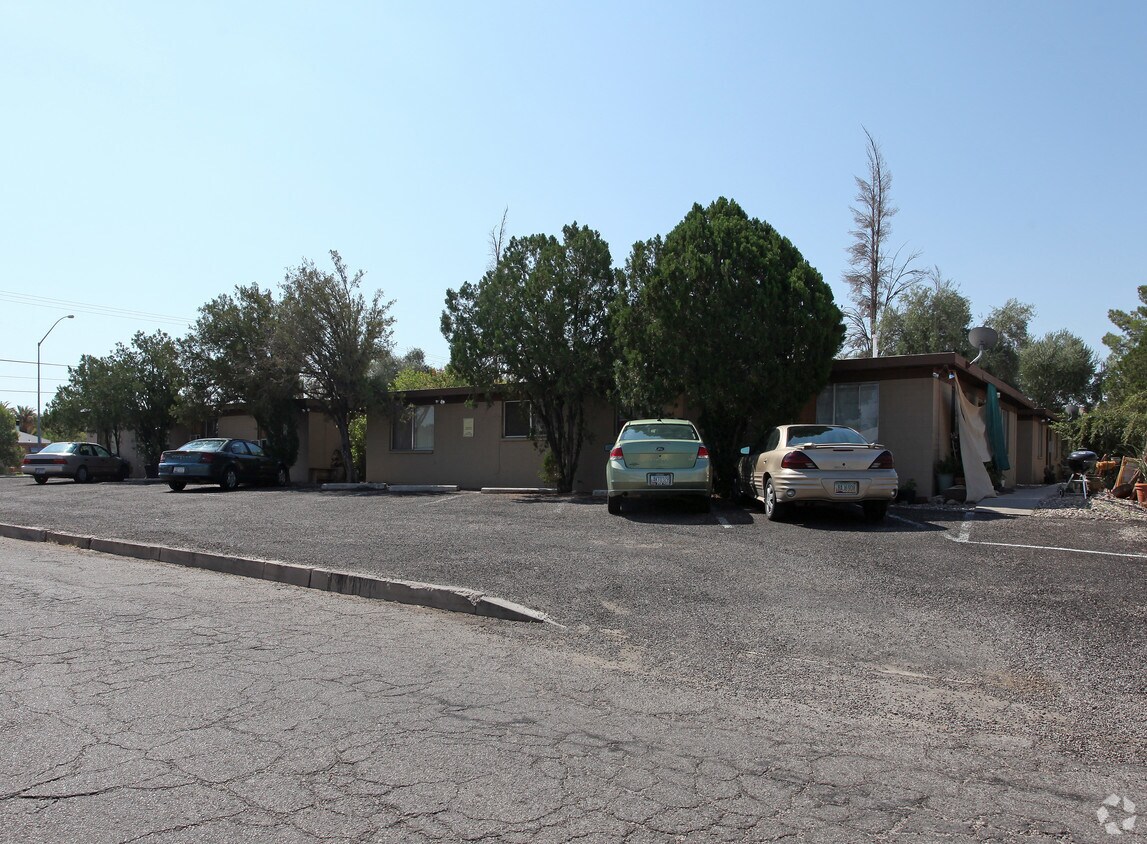 Foto del edificio - 2053 North Alvernon Road
