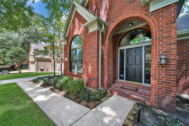 Building Photo - 11 Windledge Pl