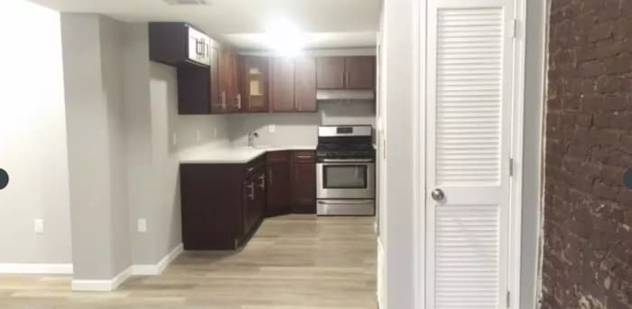 Primary Photo - Cavernous 2 Bedroom Apartment with Office