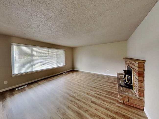 Foto del edificio - 7806 76th Ave SW