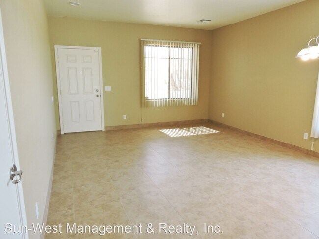 Foto del edificio - 4 br, 2 bath House - 6351 N. 69th Drive