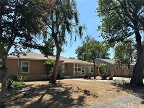 Building Photo - 8448 Aura Ave