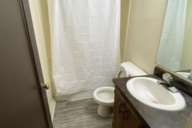 Building Photo - 3220 N 26th St