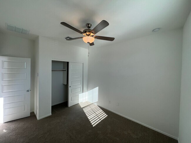Building Photo - Gorgeous New Build 4 Bed/3 Bath in Rancho ...