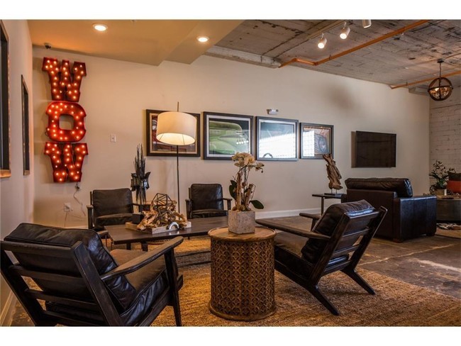 Building Photo - 801 W Vickery Blvd