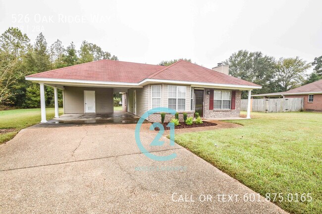 Foto del edificio - 526 Oak Ridge Way