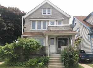 Building Photo - 3107 S 12th St