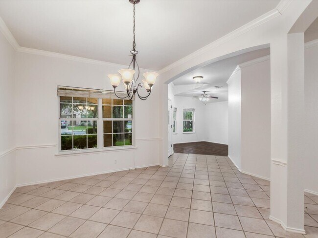 Foto del edificio - 1804 Castleguard Way