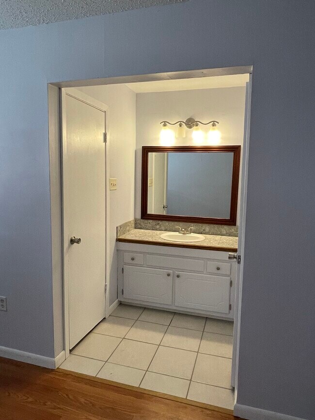 Foto del edificio - 14145 Gravier Ave