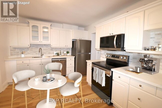 Building Photo - 342 Eglinton Ave E