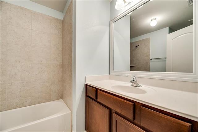 Building Photo - 6236 White Jade Dr