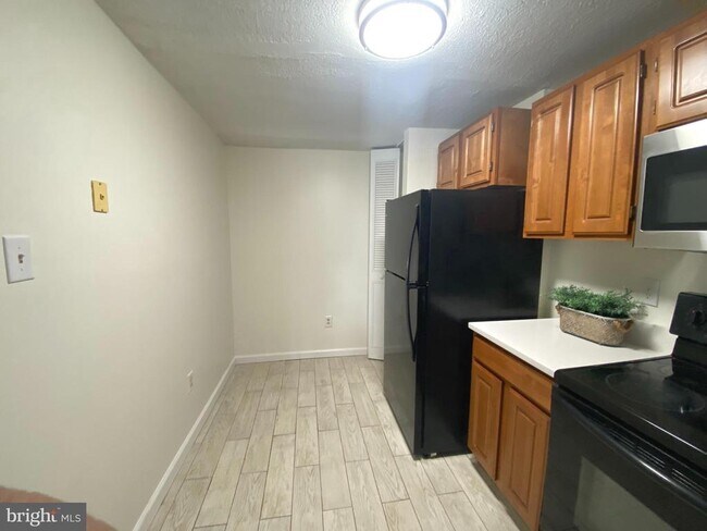 Building Photo - 13433 Whitechurch Cir