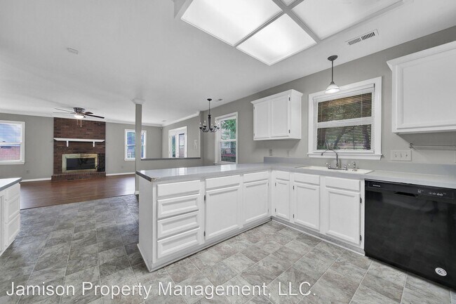 Building Photo - 3 br, 2.5 bath House - 2804 Rosebay Ct