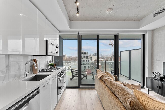 Photo du bâtiment - 458 Richmond St W