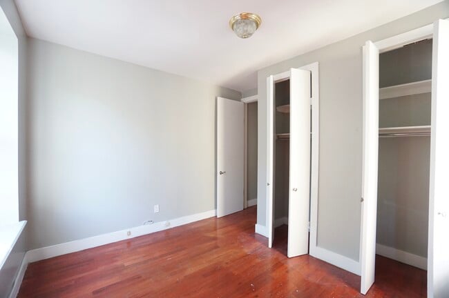 Building Photo - 225 W 146th St