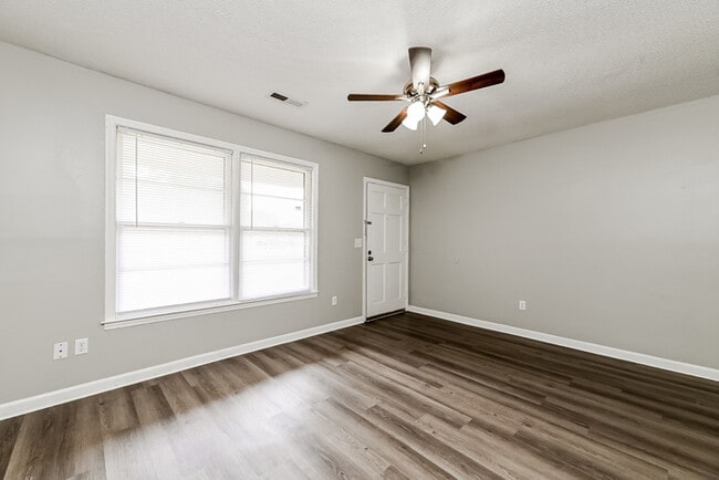 Foto del edificio - 119 County Rd S-18-649