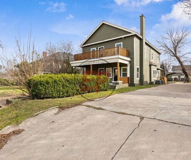 Foto del edificio - 2208 Gorman Ave