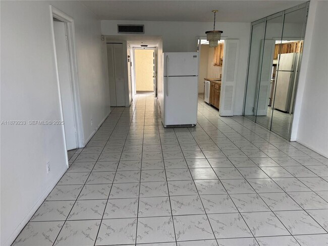 Foto del edificio - 3001 NW 48th Ave