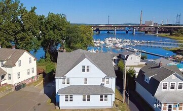 Building Photo - 26 Bridgeport Ave