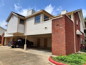 Building Photo - 1103 Dulles Ave
