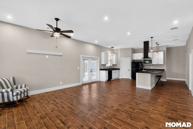 Foto del edificio - 1130 Circle Acres