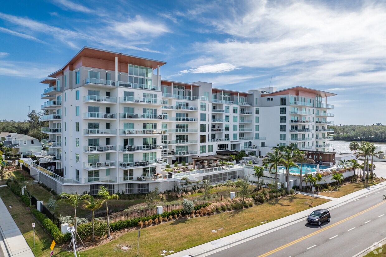 1020 Sunset Point Rd, Clearwater, Florida - Serena By the Sea