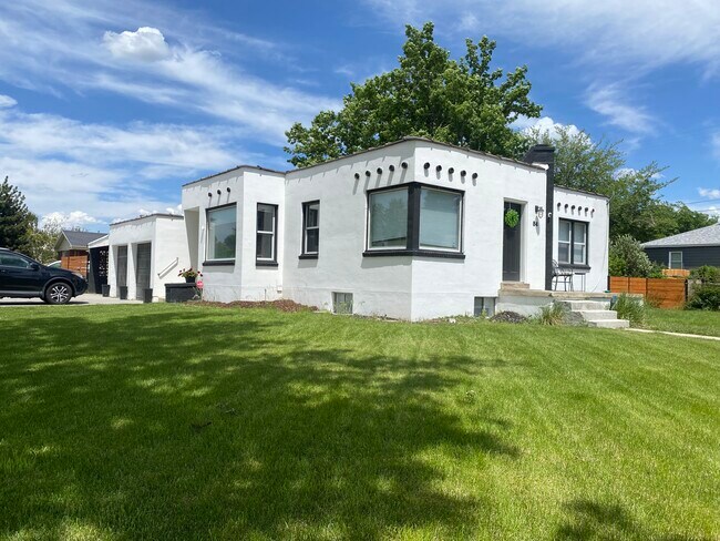 Building Photo - 84 W Wasatch St