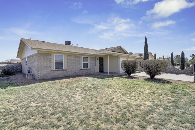 Foto del edificio - 3452 Tascosa St