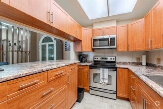 Building Photo - 3275 Pembina Hwy