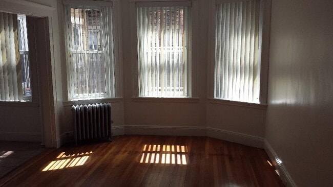 Photo - 107 Park Dr Apartments