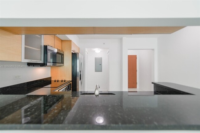 Building Photo - 31 SE 5th St