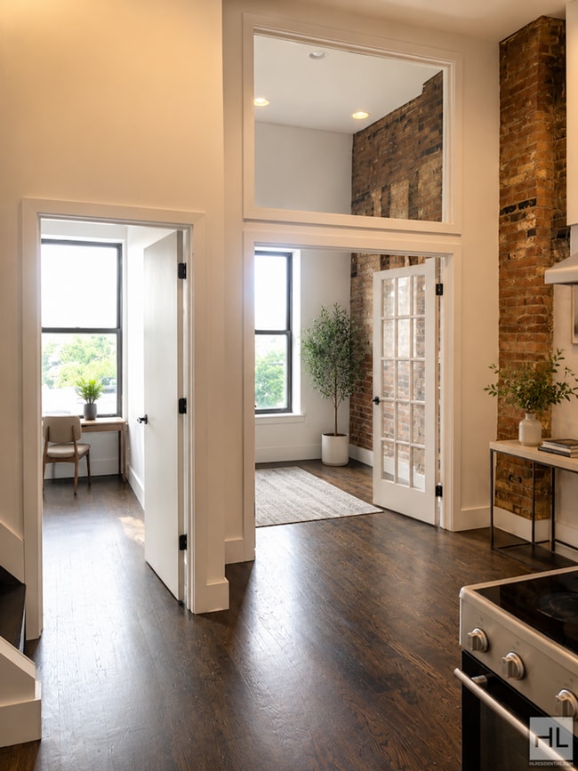 Building Photo - FULTON STREET / Clinton Hill / 2-Bed 1-Bath