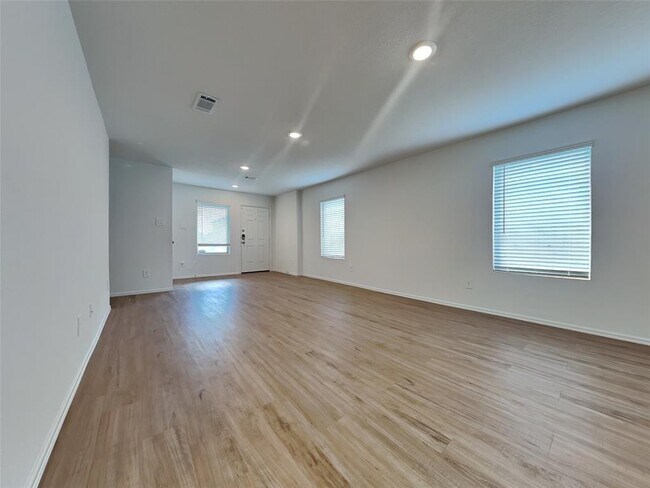 Foto del edificio - 17512 Grand Fir Ln