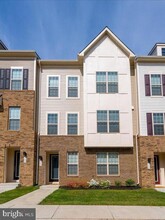 Building Photo - 1602 Field Sparrow Ter NE