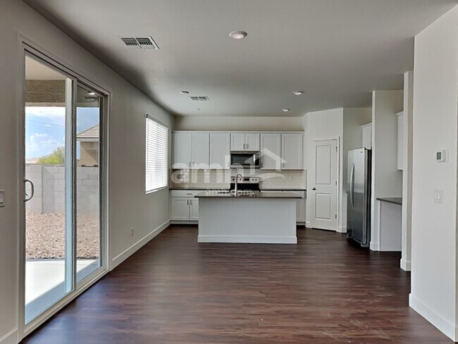 Foto del edificio - 6622 S 42nd Ln