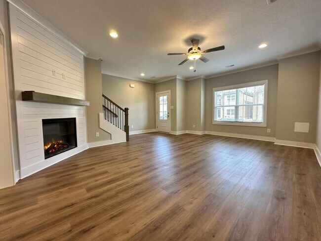 Foto del edificio - 7221 Sassafras Wy